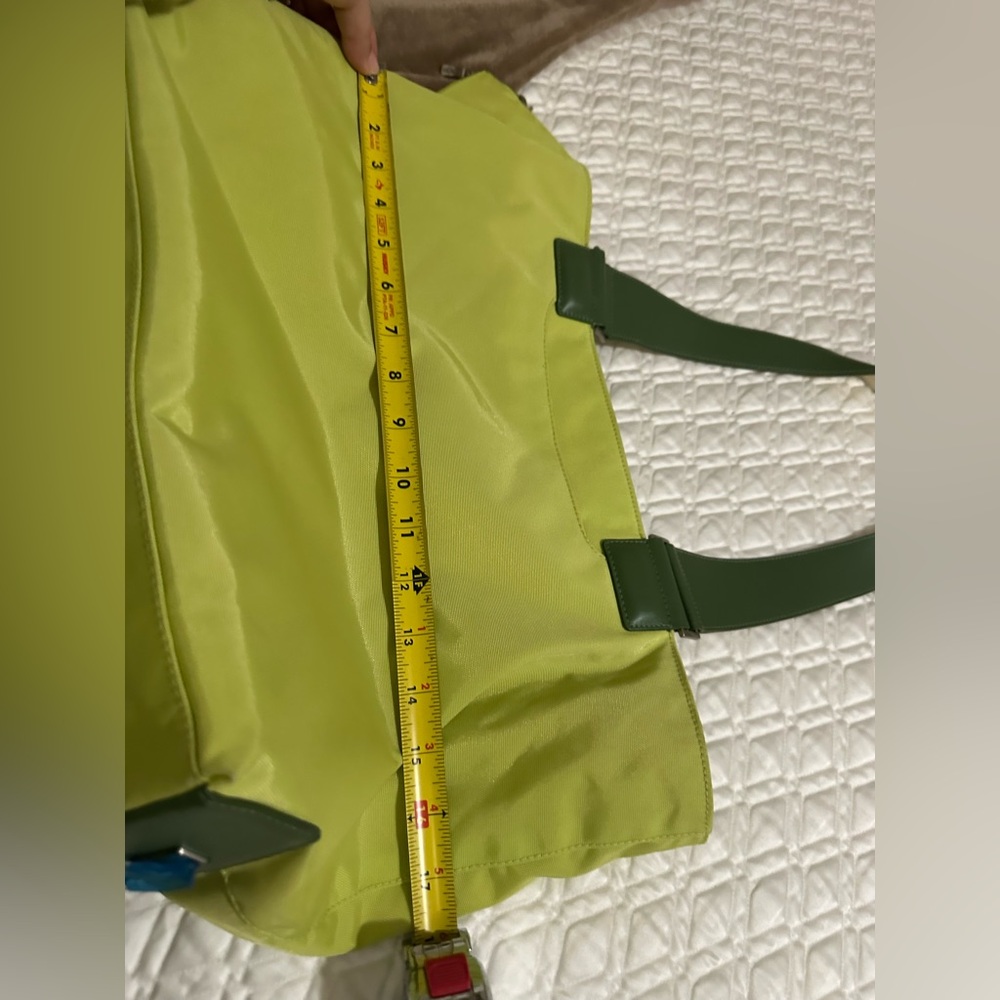 Tumi Green Tote Bag excellent condition - Picture 9 of 17